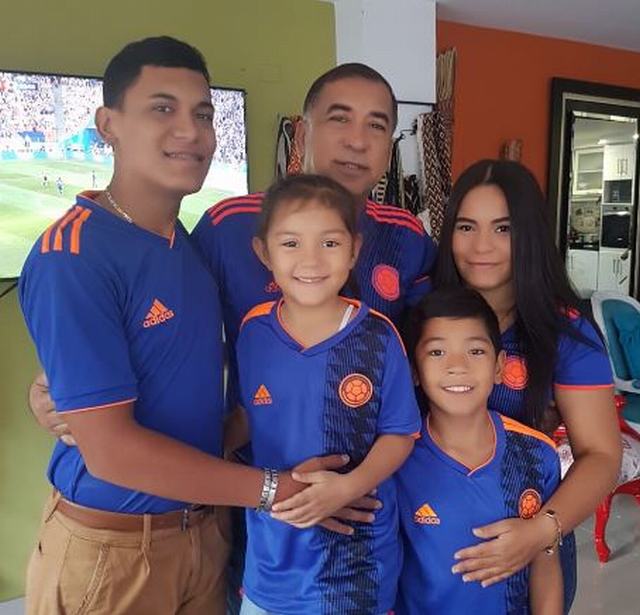 José Luis Castellanos Junior, Mariana Castellanos Mazabel, José Luis Castellanos, José Gabriel Castellano Mazabel y Angie Estefany Castellanos.